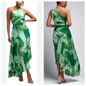 LUXXEL One Shoulder Pleated Asymmetric Bold Green Abstract Dress size M NWT